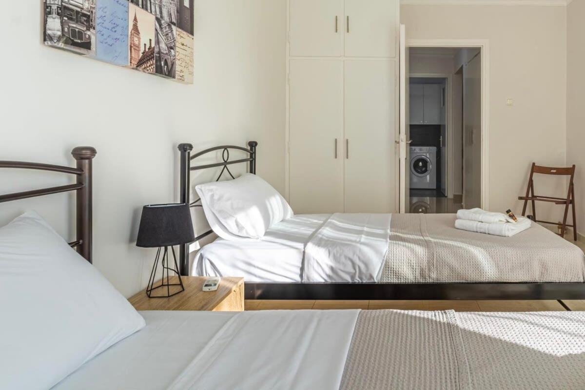 Comfy Central Square Gem With Balcony Apartment Каламата Екстериор снимка